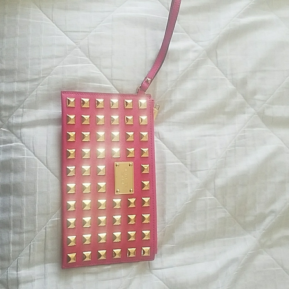 Authentic Michael Kors clutch/wristlet (large)
